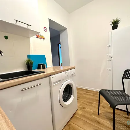 World - 10 Minutes To Old Town & Seaside Проживание в семье *