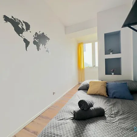 World - 10 Minutes To Old Town & Seaside Homestay Gdansk