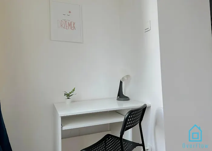 Homestay szállás World - 10 Minutes To Old Town & Seaside *