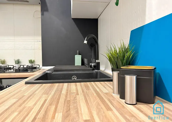 World - 10 Minutes To Old Town & Seaside